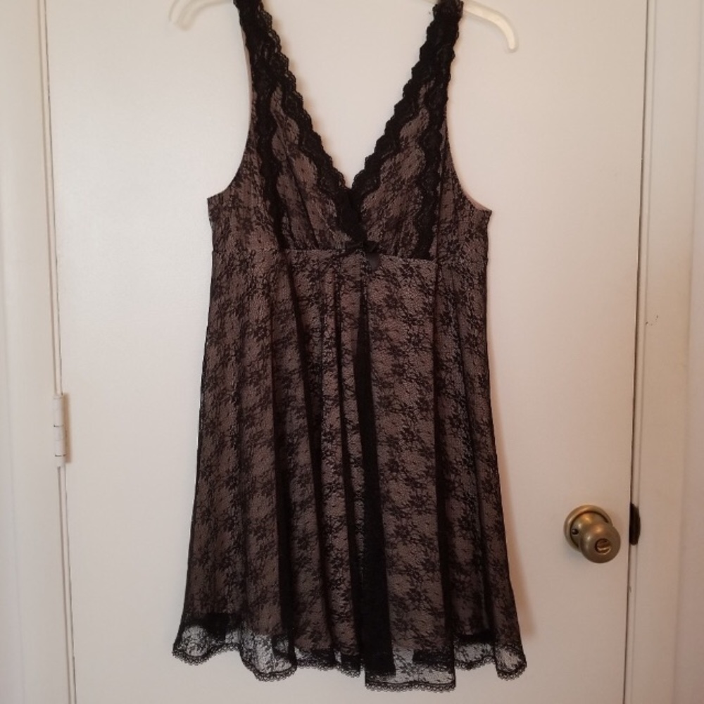 Chiffon Chemise w/Lace Overlay